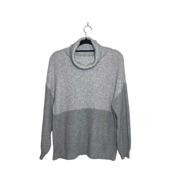 American Eagle Turtleneck Sweater Gray Color Block Pullover Comfy Medium Women’s - Picture 1 of 10